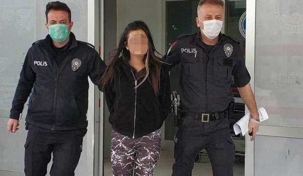 18 yaşındaki kız doktora saldırmıştı! Tutuklandı