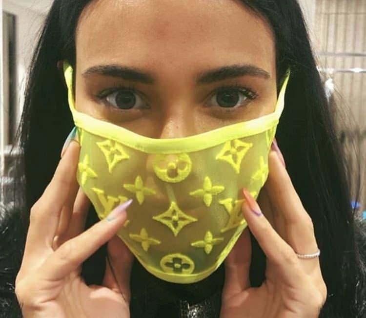 Dior'dan Koronavirüse karşı maske üretimi!