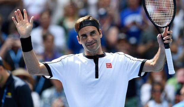 Roger Federer'den anlamlı yardım