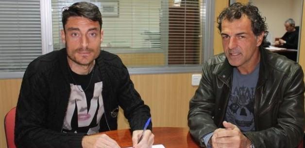 Albert Riera eski takımına geri döndü!
