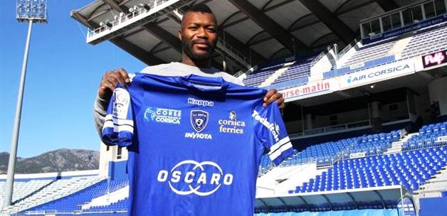 Djibril Cisse Fransa'ya geri döndü