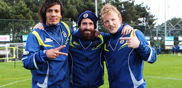 Fenerbahçe'ye iki yıldızından kötü haber!