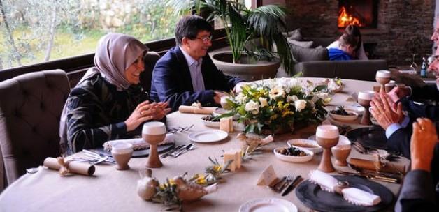 Davutoğlu'nun sağlığı onlara emanet