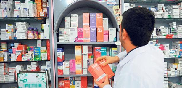 Eczaneler kepenk arkası satış dönemi