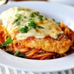 Tavuk Parmigiana tarifi