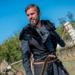 Engin Altan Düzyatan kimdir? Kaç yaşında ve aslen nerelidir?