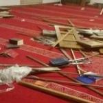 Ecdat yadigarı camiye saldırdılar!