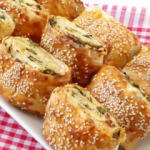 Patatesli peynirli börek tarifi