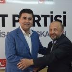 "Meral Akşener'in görevi bırakmayacağına bütün kalbimle inanıyorum”