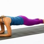 Plank nedir? Ne işe yarar? 5 dakikada karın kası...