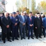Heyecanlanan muhtar, protokolü kahkahaya boğdu