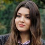 Hande Erçel kendisi ile dalga geçen fenomenleri affetmedi!