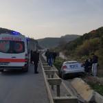 Bursa'da otomobil su kanalına devrildi: 1 yaralı