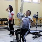 Öğrenciler okulun fitness salonunda zayıflıyor
