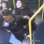 Minibüste kızının taciz edildiğini iddia eden anneden yumruk!