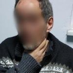 Boğazını sıkan oğluna dehşeti yaşattı