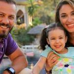 Sunucu Zuhal Topal'dan aile pozu!