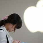 Apple hatayı bulan Türk genci kandırdı