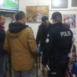 Kahvehanede çay içerken dehşeti yaşadı