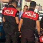 Ehliyetsiz sürücü polislere çarptı!