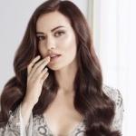 Fahriye Evcen'den heyecanlandıran yeni paylaşım! Doğum sonrası ilk kez...