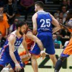 Anadolu Efes İspanya'da coştu!