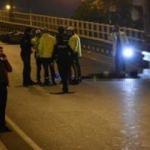 Bariyerlere çarpan motosiklet sürücüsü hayatını kaybetti