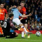 Manchester City beraberlikle son 16'da