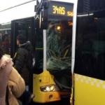 iki metrobüs birbirine girdi!