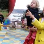 Yasemin Özilhan: Kızlarım şimdiden kıyafetlerime göz koydu