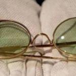 John Lennon'un gözlüğü 170 bin Euro'ya satıldı