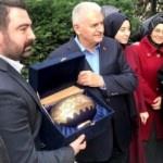 Gençlerden Binali Yıldırım'a sürpriz