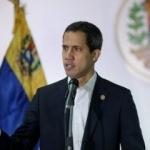 Guaido çıkış yasağına rağmen ülke dışına çıktı!