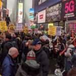 Times Meydanı'nda dev protesto
