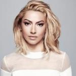 Ünlü şarkıcı Hadise makyajsız haliyle dikkat çekti