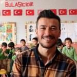 Van'a tayini çıktı, öğrencileriyle fenomen oldu!