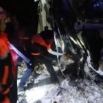 Devrilen TIR'ın altında kalan sürücü öldü