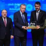 Bakan Kurum yüzüne bakarak söyledi, İmamoğlu salonu terk etti