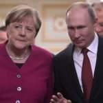 Putin ve Merkel 'Libya'yı görüştü
