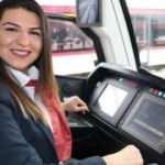 Samsun'da tramvayın kadın makinistleri