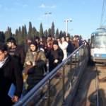 İstanbul'da işe gidiş saatinde tramvay seferlerinde aksama!