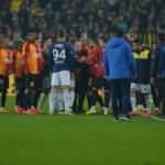 Kadıköy karıştı! Polis barikat kurdu
