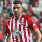 Podolski: Türkiye ile ilişkilerim üst seviyede