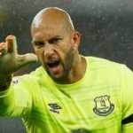 Emekli olan Tim Howard futbola döndü