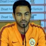 Galatasaraylı futbolcuların alkış alan yardımı