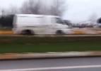 Ehliyetsiz sürücü trafiği birbirine kattı