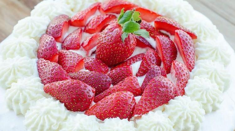 Ev yapımı yağsız pasta tarifi Tarifler Haberleri