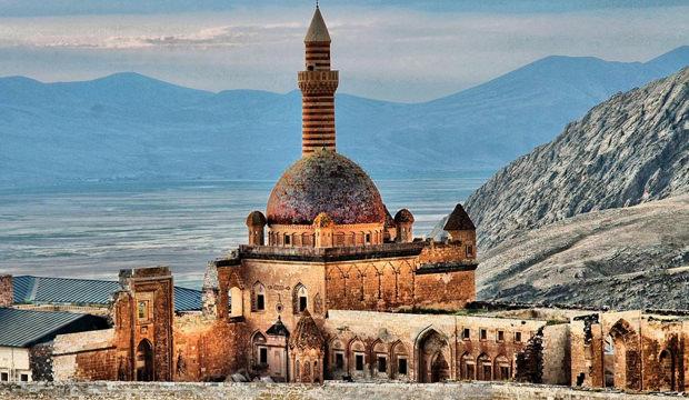 Ağrı Kurban Bayramı namazı saati! 2018 Sabah saat kaçta ...