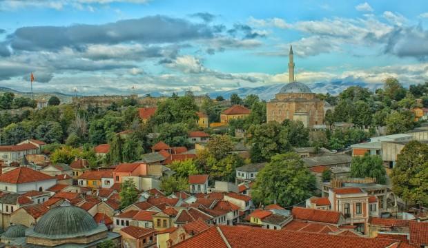 Osmanlı'dan izler bulunan Kuzey Makedonya Üsküp'te ...